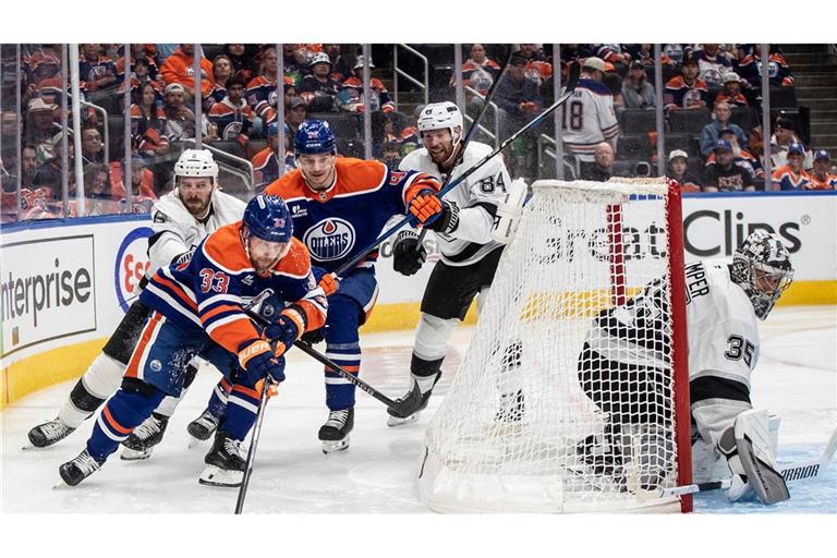 Leon Draisaitl ist Edmontons Matchwinner im vierten Spiel gegen die Kings.