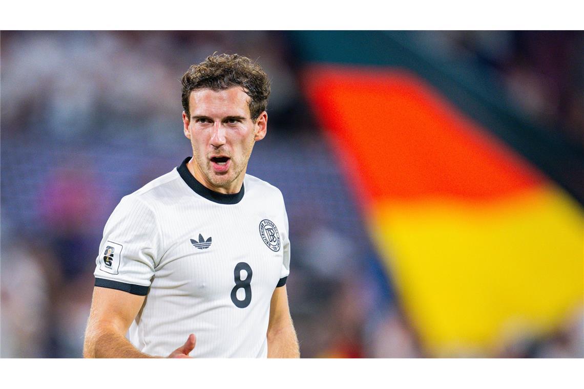 Leon Goretzka (Note 4,5): Der Routinier ist unter Julian Nagelsmann aktuell Stammspieler auf der Achterposition – und unterstrich in Luxemburg-Stadt am Freitagabend seine exponierte Stellung nicht. Goretzka war um Struktur und Ordnung bemüht. Er schaffte diese selten bis nie. Musste schon zu Beginn der zweiten Hälfte raus: Goretzka war akut gefährdet, die Gelb-Rote Karte zu sehen.