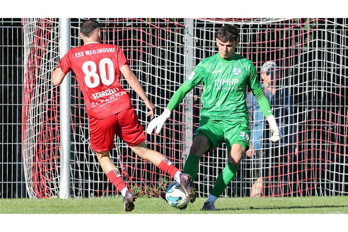 Trotz konfuser Anfangsphase – Kickers im Viertelfinale Leon Neaime bewahrte die Kickers in der Anfangsphase mehrfach vor einem Rückstand.