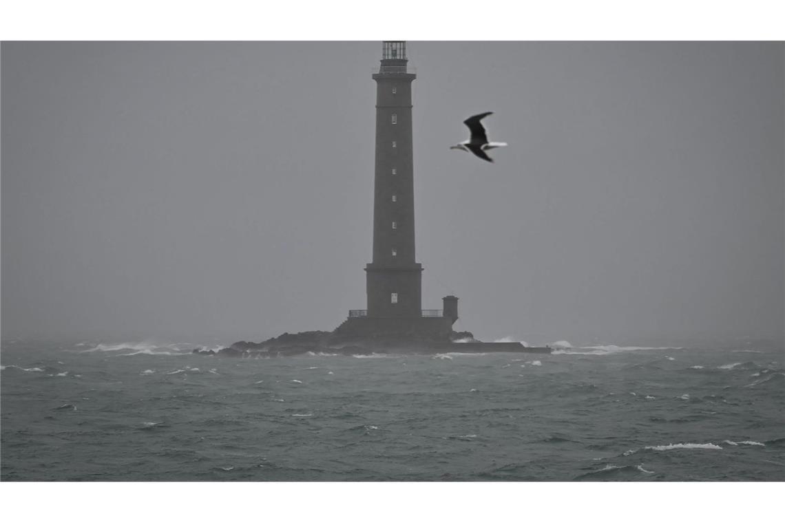 Leuchtturm von Gourys in Auderville. Sturm "Goretti" sorgte vereinzelt für Sturmböen von bis zu 200 Kilometern pro Stunde.