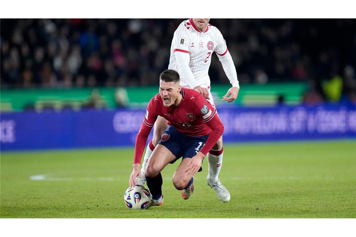 Leverkusens Stürmer Schick und seine Tschechen gegen Favorit Dänemark.