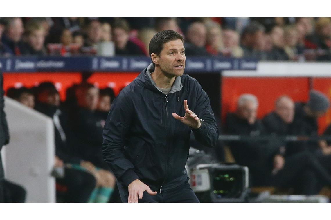Neue Spekulationen aus Spanien um Leverkusens Trainer Leverkusens Trainer Xabi Alonso – Ein Bericht aus Spanien sorgt für neuerlichen Wirbel um ihn (Archivfoto).