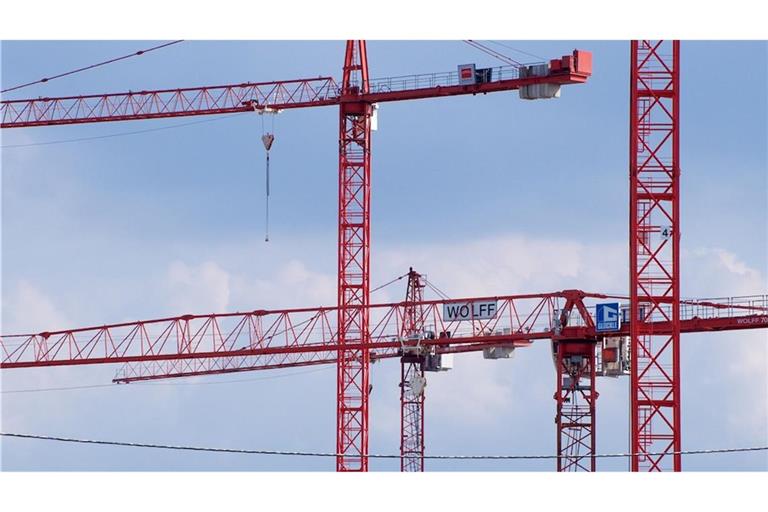 Lieferengpässe setzen dem Wohnungsbau zu. (Archivbild)