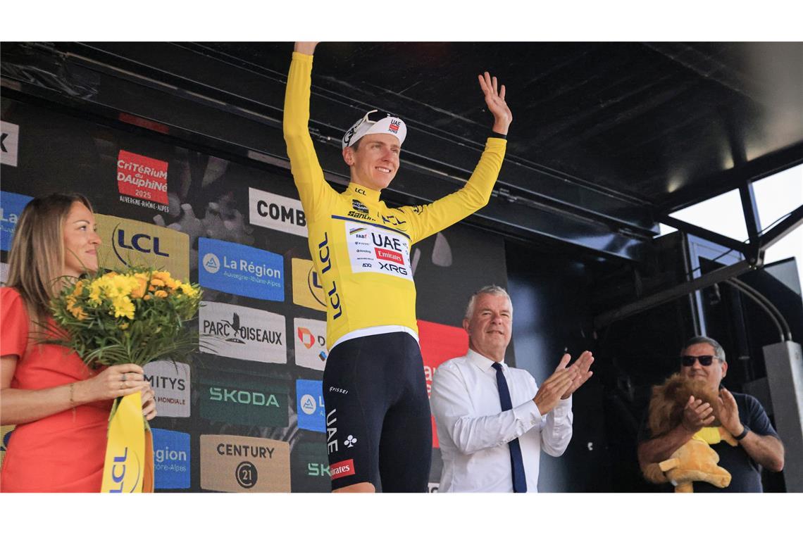 Bei Pogacars Gala: Lipowitz bereit für große Tour-Prüfung Ließ sich in Frankreich feiern: Dauphiné-Premierensieger Pogacar.