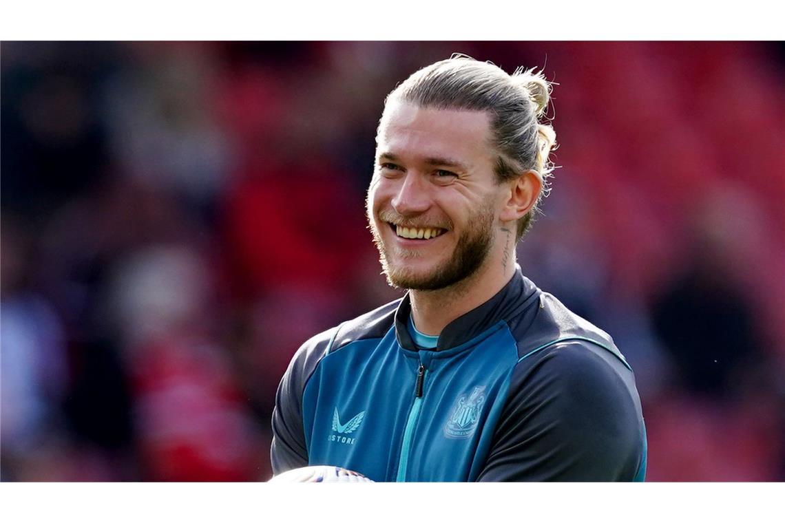 Königsblau verpflichtet Ex-Liverpool-Keeper Loris Karius steht künftig beim FC Schalke 04 zwischen den Pfosten.