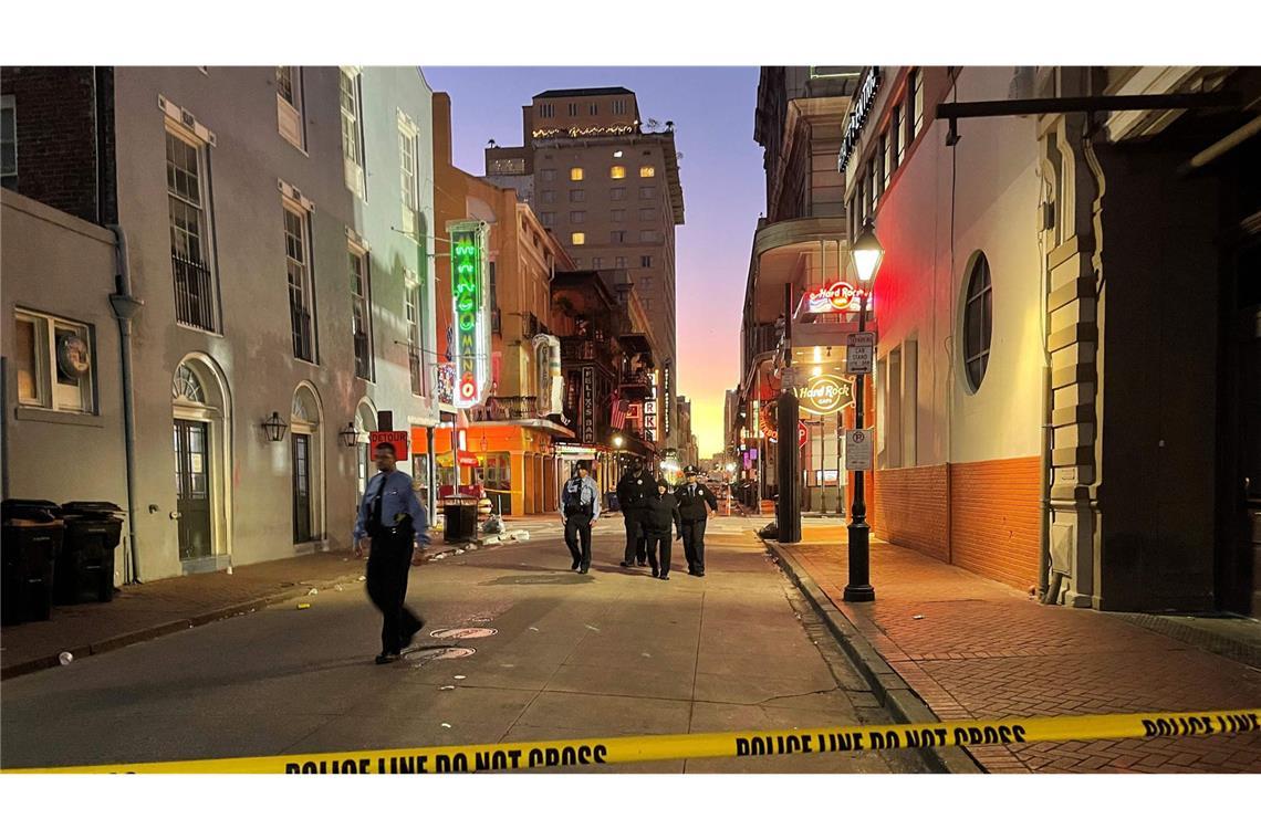 New Orleans am Neujahrsmorgen unter Schock Louisianas Gouverneur Jeff Landry nannte das Geschehen beim Nachrichtendienst X eine „fürchterliche Gewalttat“.