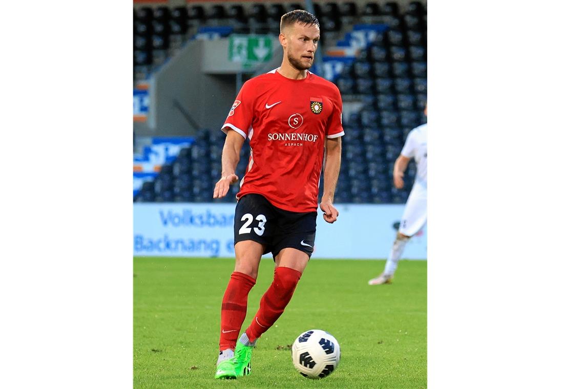 Luca Wöhrle von der SG Sonnenhof Großaspach: Keine Lust auf Lästereien der Kumpels Luca Wöhrle will mit Großaspach bald in der Regionalliga am Ball sein. Foto: Alexander Becher