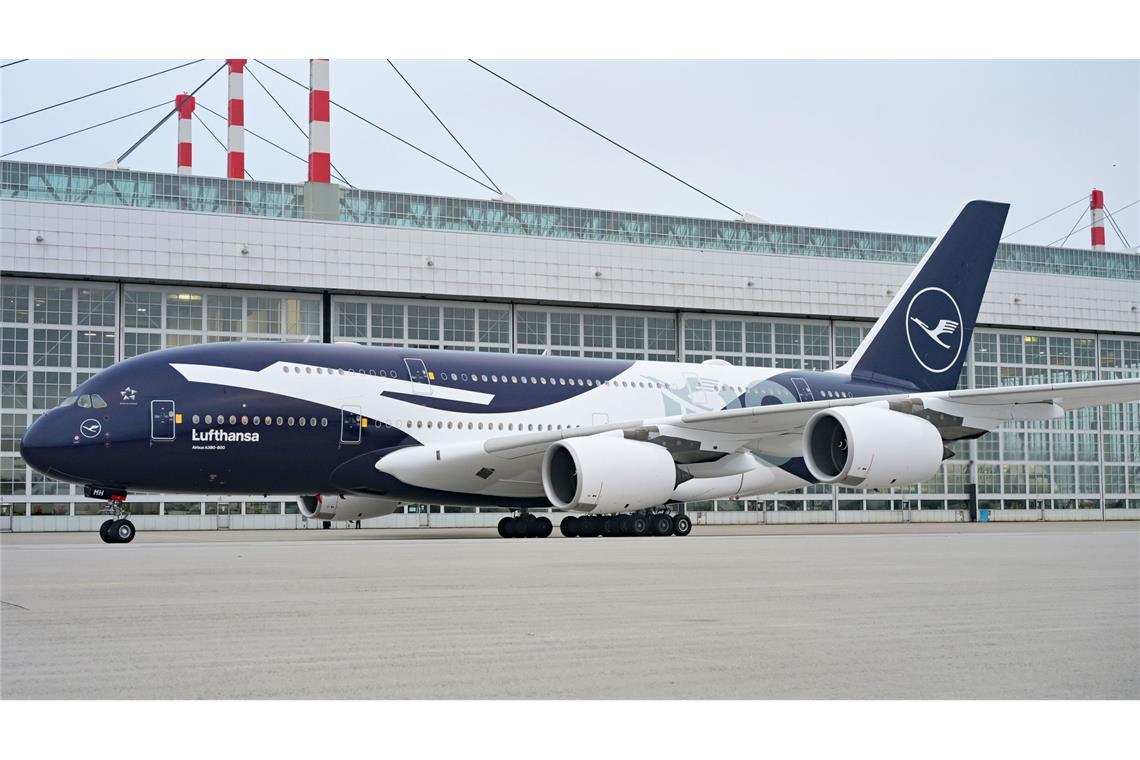Lufthansa feiert ihr Jubiläum auch mit auffälligen Sonderlackierungen.
