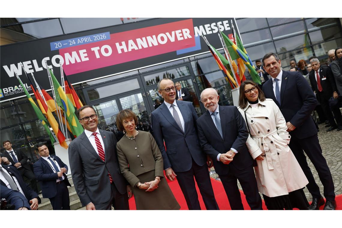 Lula wird bei seiner Deutschlndreise von seiner Frau Janja begleitet.