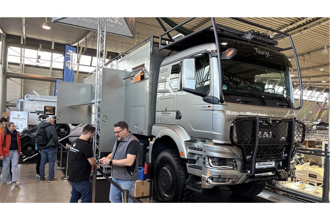 Ade Einheitslook – Das sind die ausgefallensten Camper der CMT Luxuriöses Wüstenfahrzeug: das Weltreisemobil von Kerkamm.