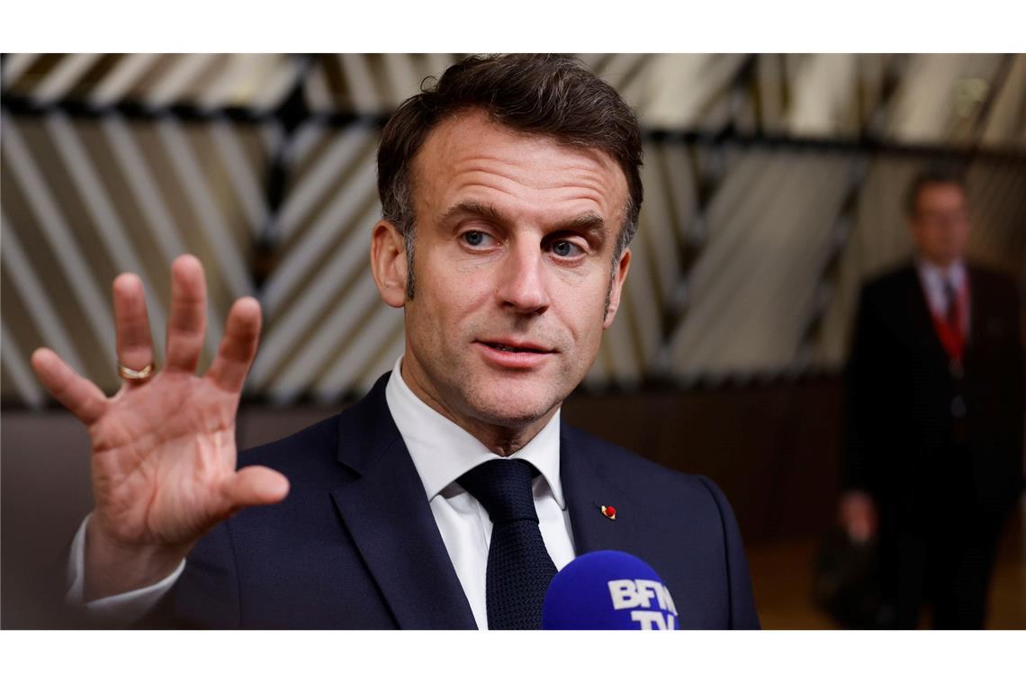 Russland greift Ukraine vor Treffen zu Waffenruhe massiv an Macron lud für Donnerstag zu einem weiteren Gipfel in Paris.