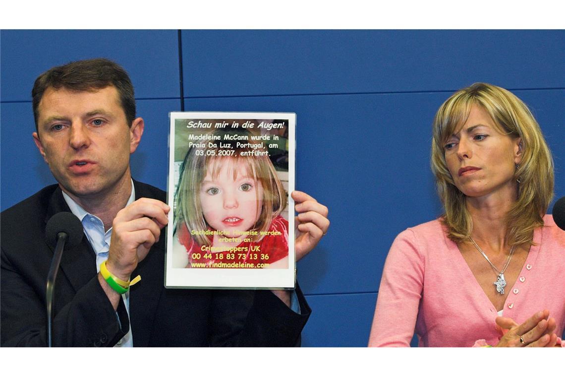 Neue Suche im Fall Maddie - Viele Fragen offen Maddies Eltern erinnern seit Jahren an das Verschwinden ihrer Tochter. (Archivbild)