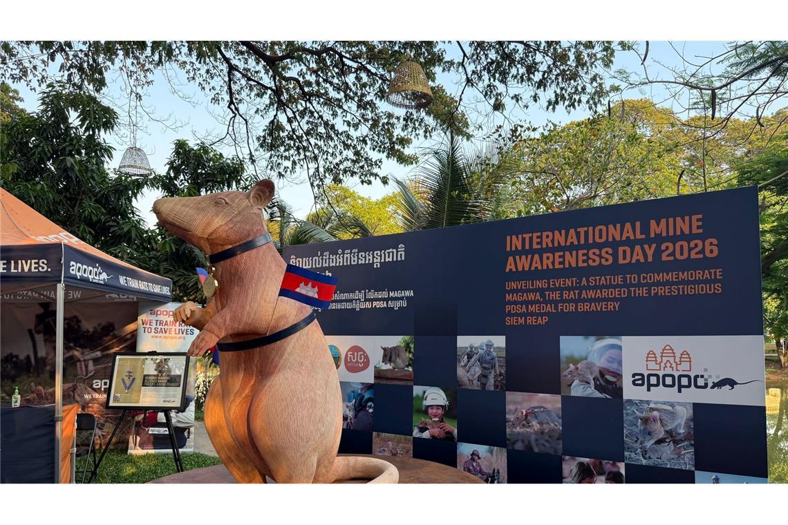 Magawas Denkmal steht im Zentrum der Kleinstadt Siem Reap.