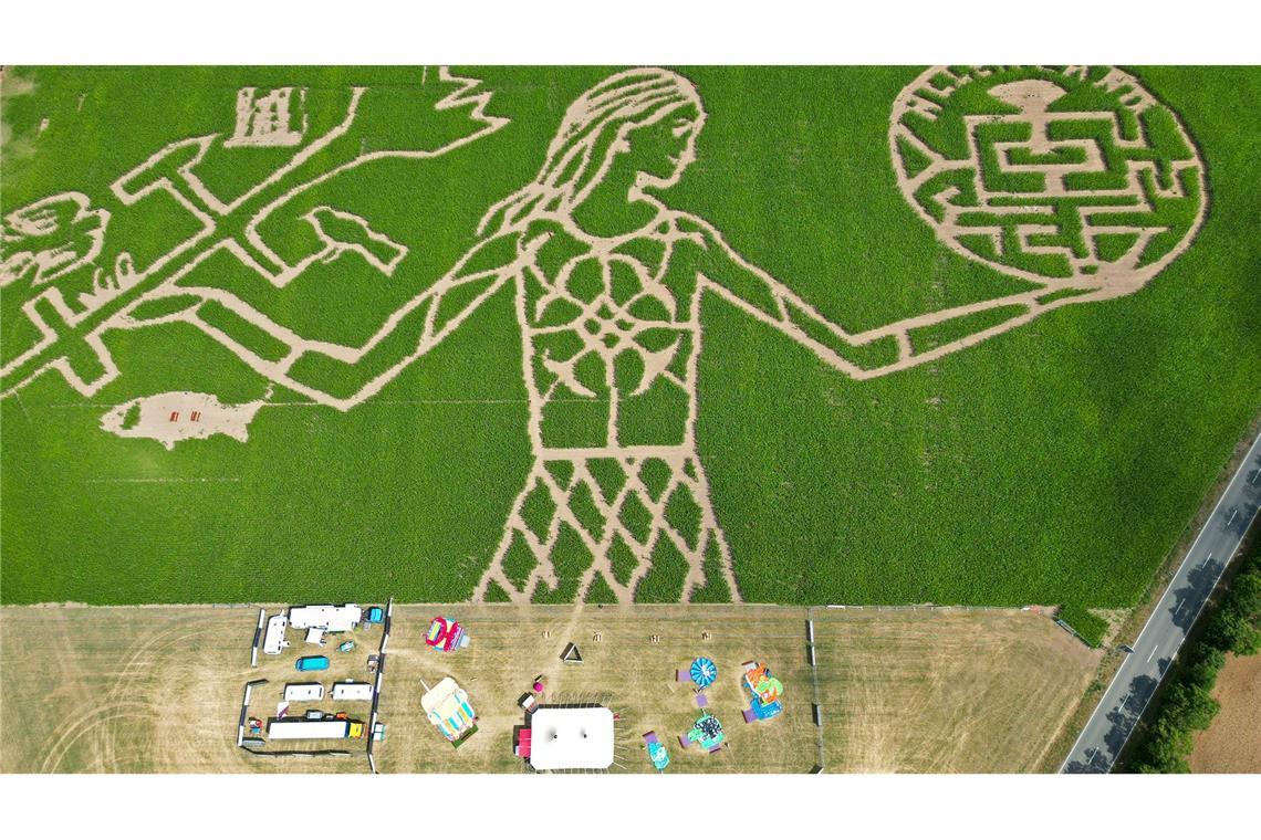 Bilder des Tages Maislabyrinth - per GPS gesätes Kunstwerk