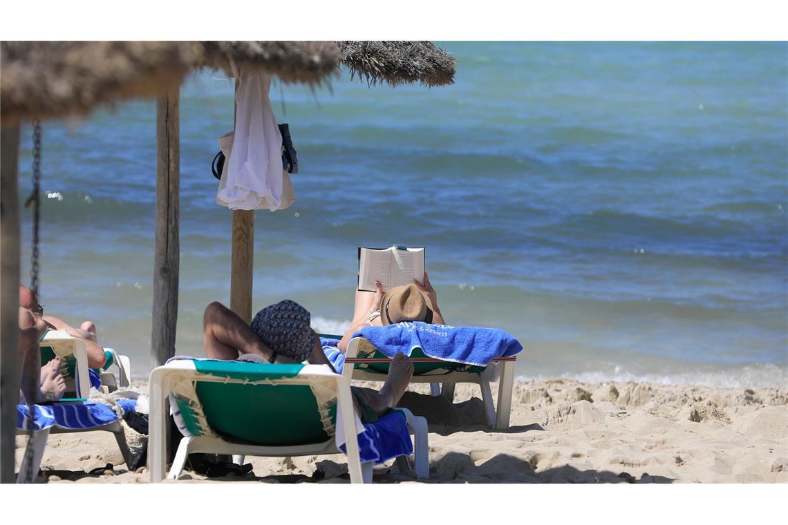 Tui meldet etwas höhere Nachfrage nach Reisen im Sommer Mallorca bleibt für deutsche Urlauber ein beliebtes Ziel.