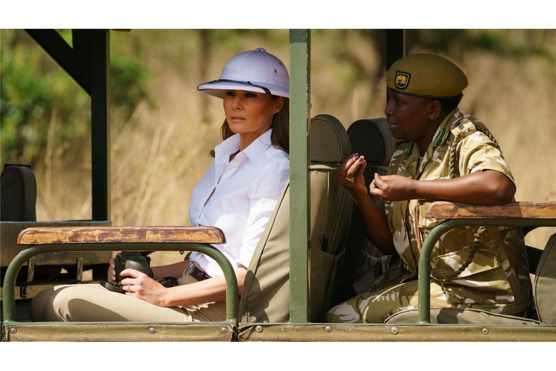 Teilzeit-First-Lady? Melania Trumps künftige Rolle Manche der Outfits damals lösten Kritik aus. (Archivbild)