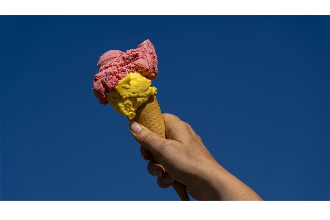 Mancherorts im Südwesten sind 19 Grad möglich – da könnte man schon ein Eis essen gehen.