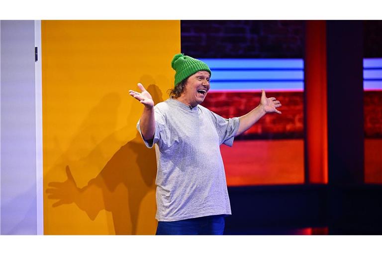Manni Ludolf kommt für Dolly Buster in die Show „Deutschlands dümmerster Promi“.