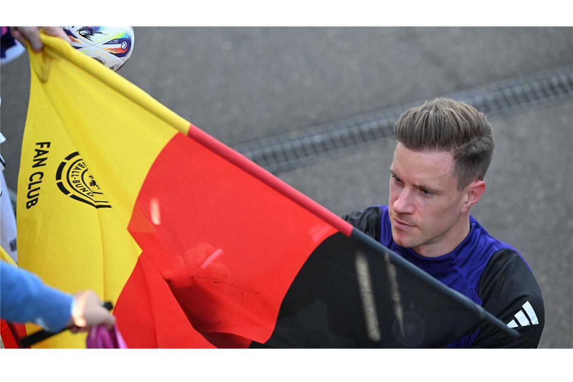 Verkaufskandidat? Marc-André ter Stegen spricht Klartext Marc-André ter Stegen ist nach monatelanger Verletzungspause zurück im Kreis der deutschen Nationalmannschaft.