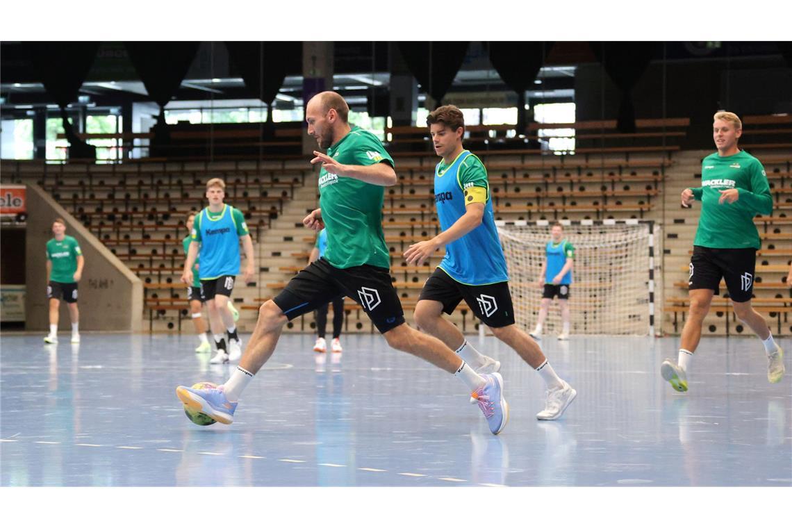 Marcel Schiller am Fußball.