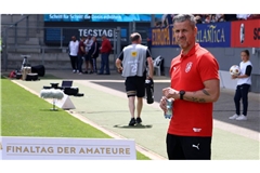 Marco Schneider führte als Trainer den FC Auggen ins südbadische Pokalfinale gegen den Bahlinger SC – jetzt übernimmt er den BSC mit sofortiger Wirkung.  

IMAGO/Fotostand / Hettich