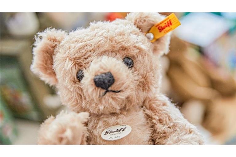 Markenzeichen von Steiff ist der „Knopf im Ohr“. (Archivbild)
