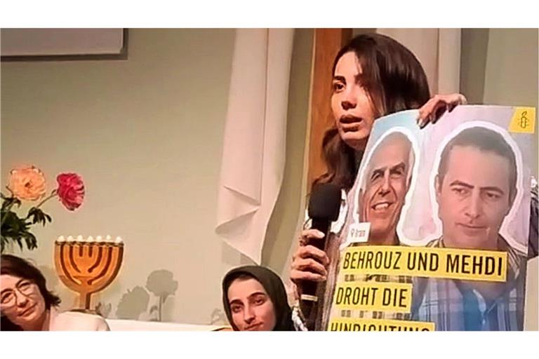 Maryam Hassani, Tochter des von der Hinrichtung im Iran bedrohten Mehdi Hassani, appelliert an die Bundesregierung.