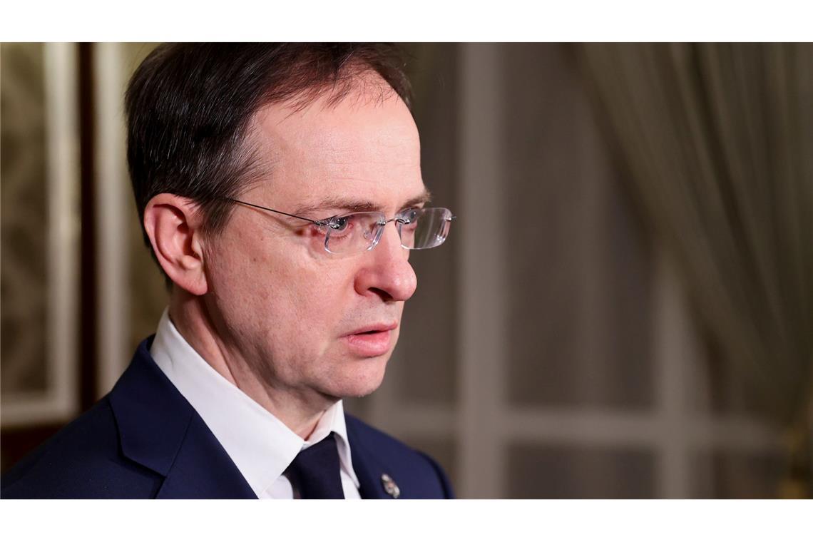 Kiew und Moskau vereinbaren großen Gefangenenaustausch Medinski führt die russische Delegation an.