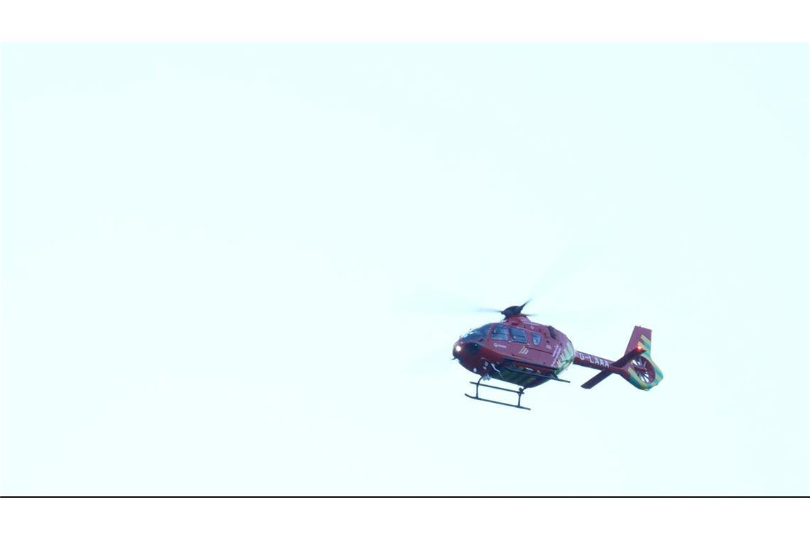 Mehr als 20 Rettungswagen sowie sechs Rettungshubschrauber waren im Einsatz.