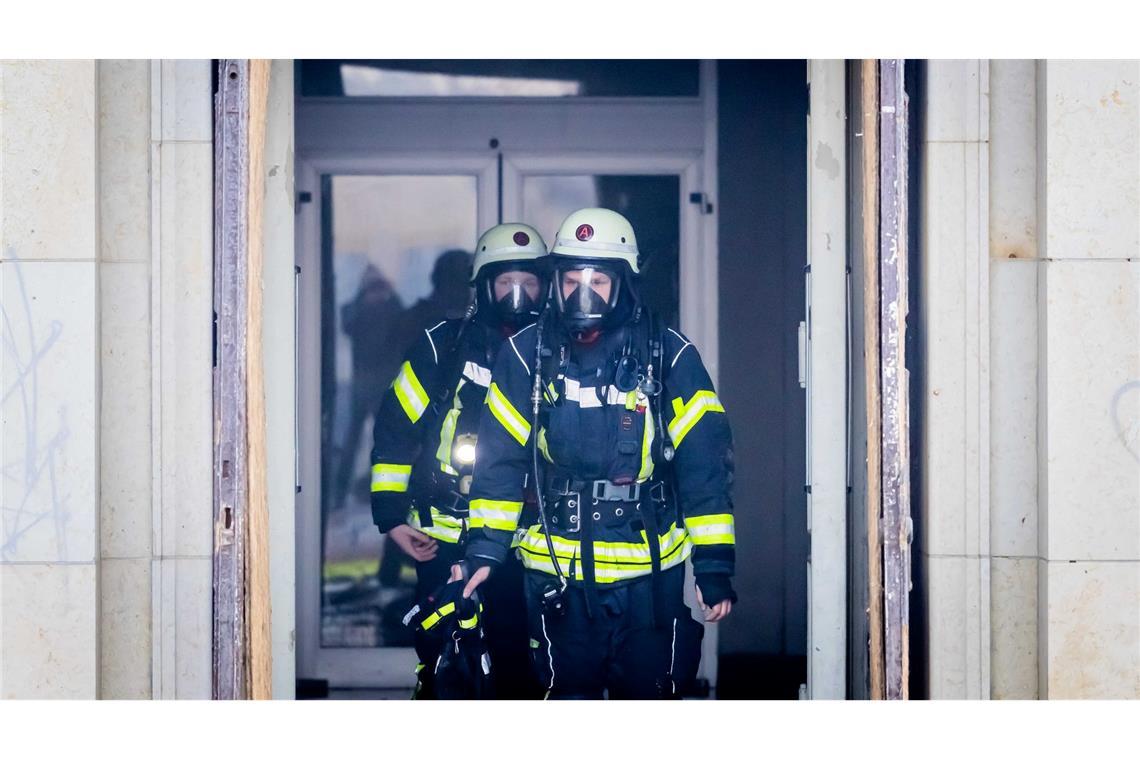 Mehr als 80 Kräfte sind im Einsatz.