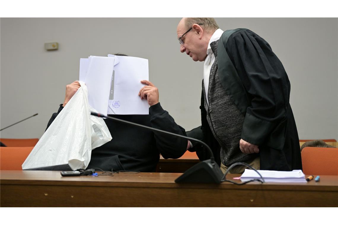 Mehr als elf Jahre Haft verhängte das Gericht für den Angeklagten (Archivbild).