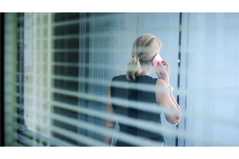 Mehr als jede dritte Position in den Führungsetagen großer öffentlicher Unternehmen ist inzwischen von einer Frau besetzt. (Symbolbild)