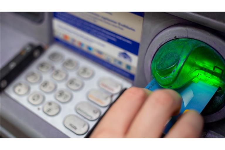 Mehr Transparenz bei Gebühren und mehr Schutz vor Betrug: EU-Staaten treiben neue Regeln voran (Symbolbild)