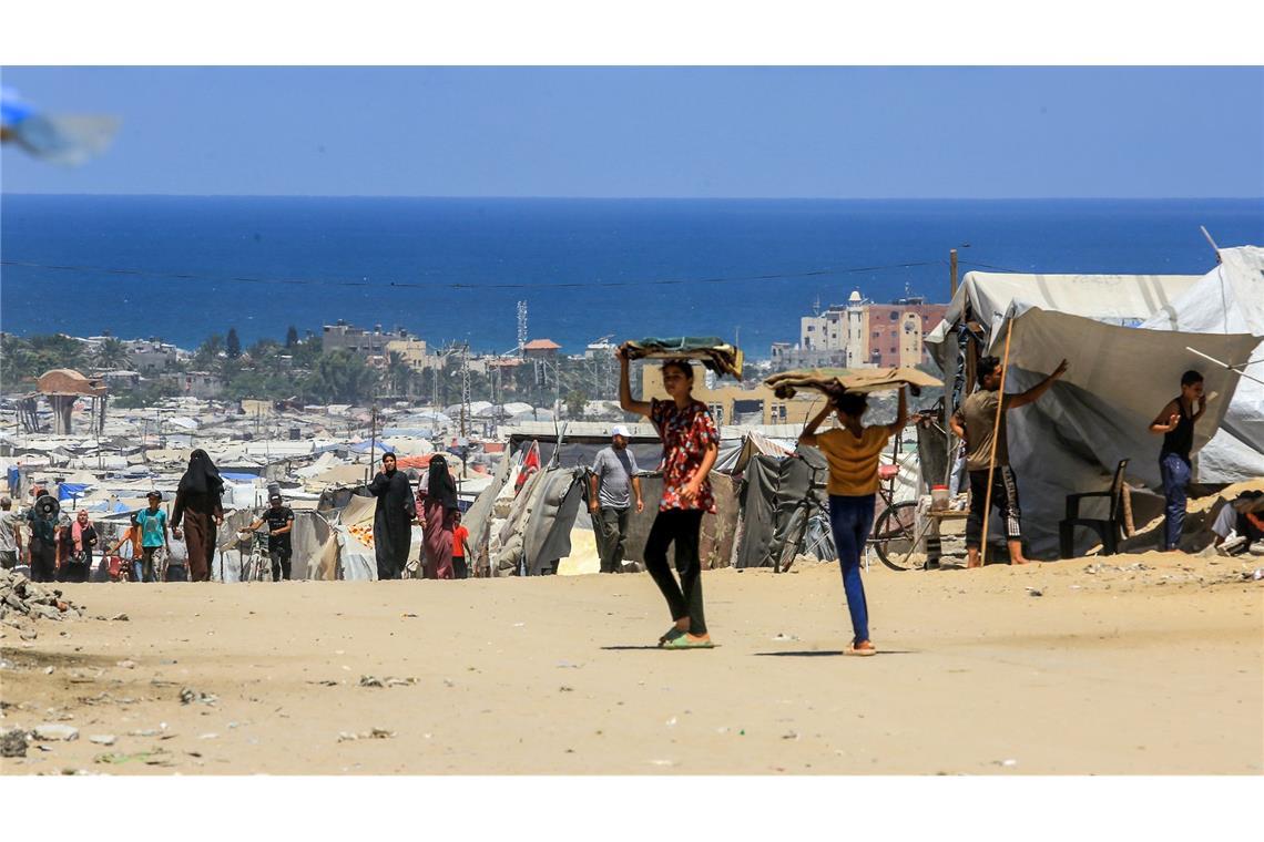 Ringen um Gaza-Waffenruhe geht weiter - Netanjahu in den USA Menschen im Gazastreifen hoffen auf eine Waffenruhe.
