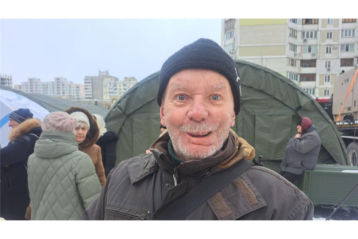 Menschen in ukrainischen Plattenbauten haben oft nur Elektroherde. Eine warme Mahlzeit können sie sich wegen des Stromausfalls nicht zubereiten. (Archivbild)