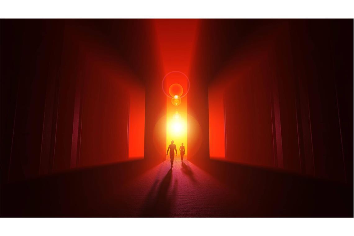 Was sind die letzten Gedanken eines Sterbenden? Menschen mit Nahtoderfahrung berichten von einem Übergang, der am häufigsten als Durchgang durch einen Tunnel beschrieben wird, an dessen Ende helles Licht zu sehen ist.