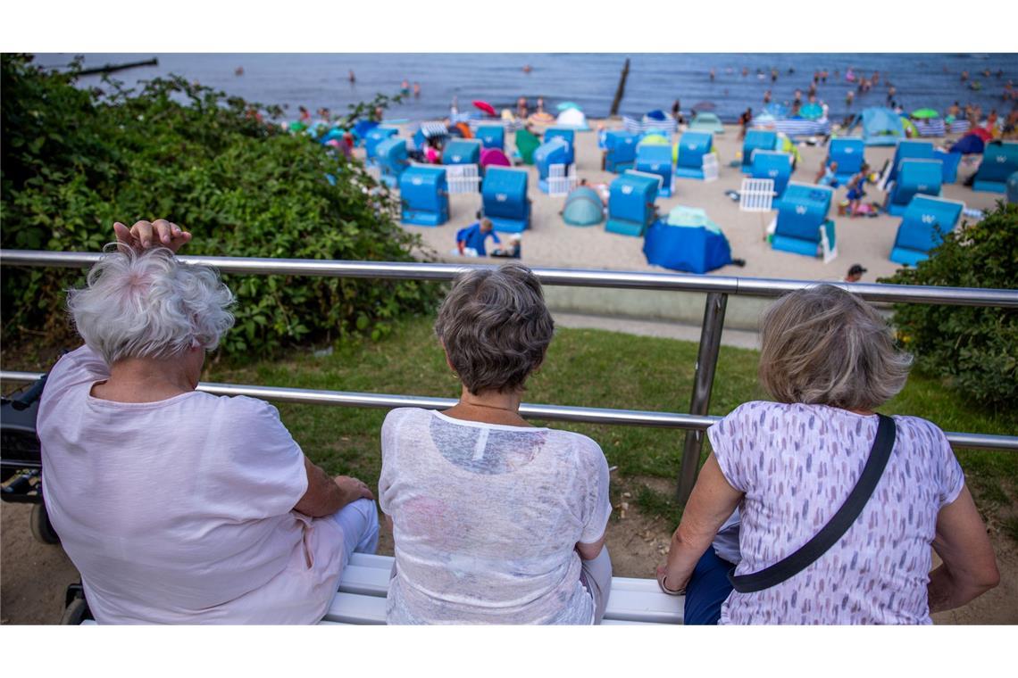 Menschen über 65 Jahren machten etwa 85 Prozent aller hitzebedingten Todesfälle aus. (Symbolbild)
