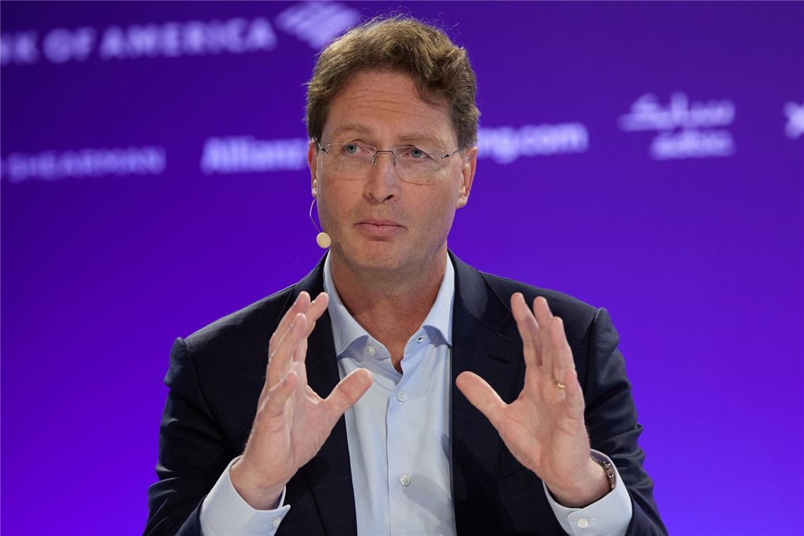 Scholz nennt Chialo "Hofnarr" - "nicht rassistisch" gemeint Mercedes Benz-Chef Ola Källenius meldet sich in der zuletzt verschärften Migrationsdebatte zu Wort (Archivbild).