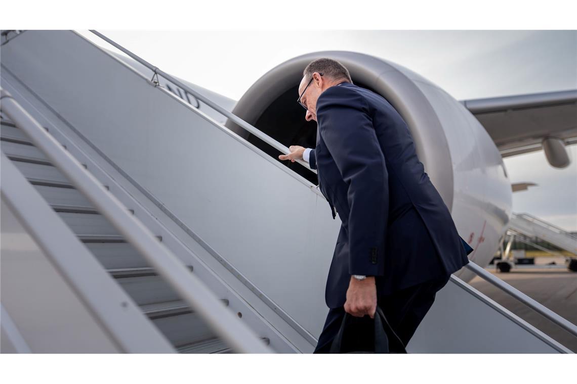 Merz zu Nahost-Reise aufgebrochen: Antrittsbesuch in Israel