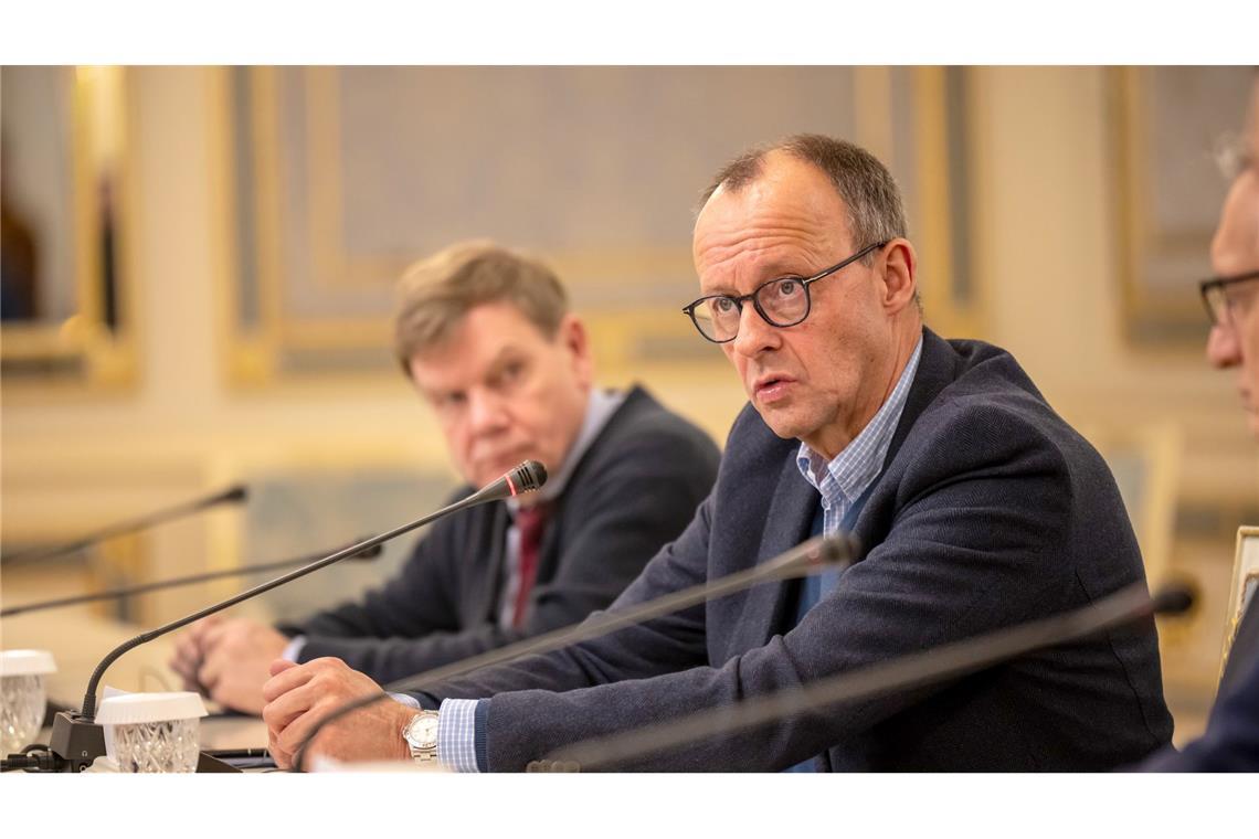 Merz fordert Europa-Kontaktgruppe zur Ukraine-Unterstützung Merz hat eine andere Haltung zu Taurus als Kanzler Scholz.