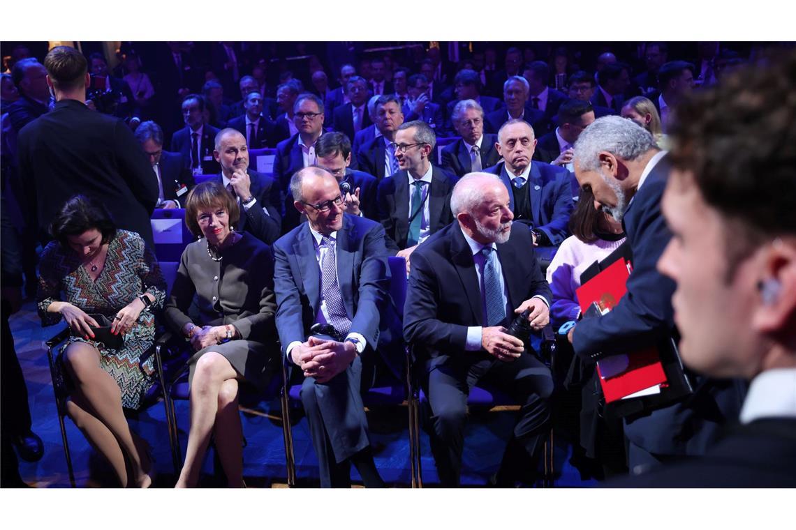 Merz (l) und Lula in der ersten Reihe bei der Eröffnung der Hannover Messe: Brasilien ist erneut Partnerland – wie schon 1980, als es das erste überhaupt war.