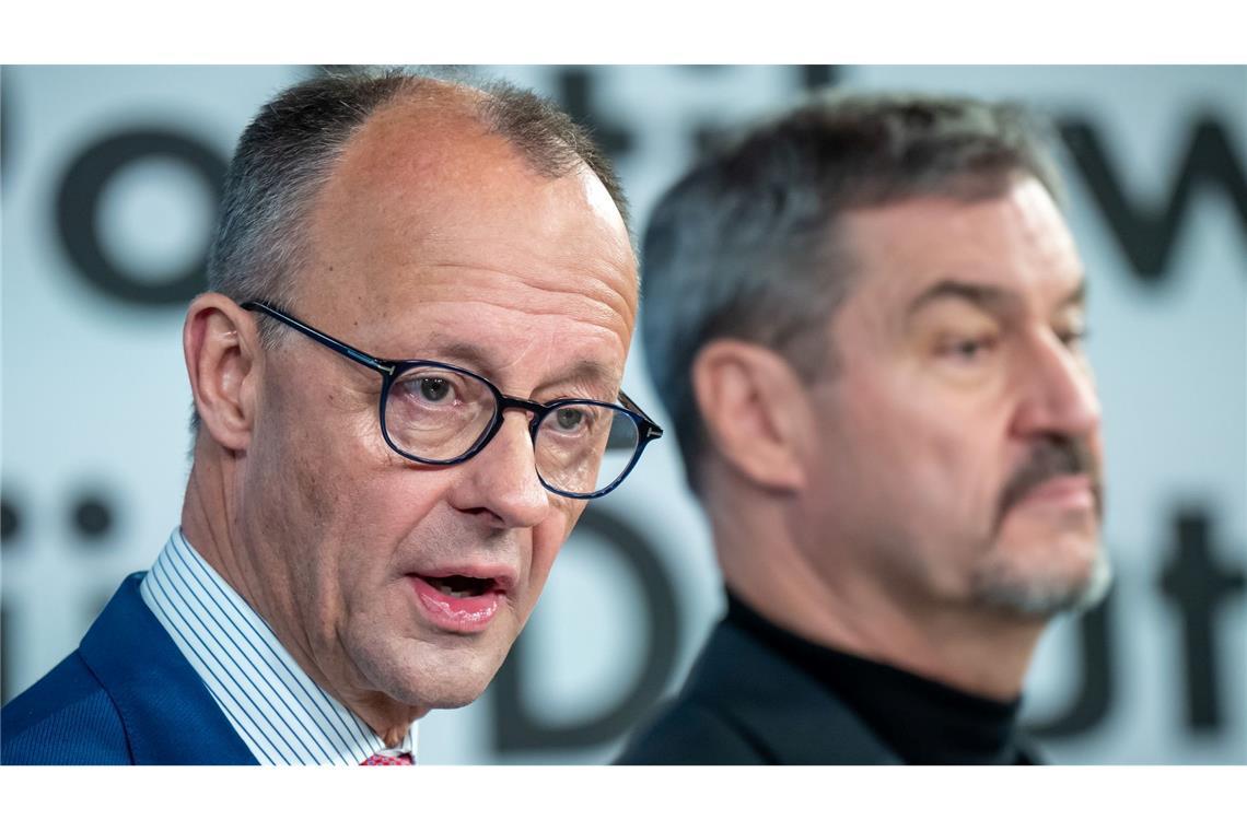 Merz und Söder gehen mit Abgrenzung von Grünen in Wahlkampf Merz und Söder wiesen Kritik zurück, die Entlastungsversprechen im Unions-Wahlprogramm seien nicht finanziert.