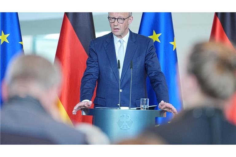 Merz versprach: Sollten die Preise weiter steigen, werde die Regierung handeln.