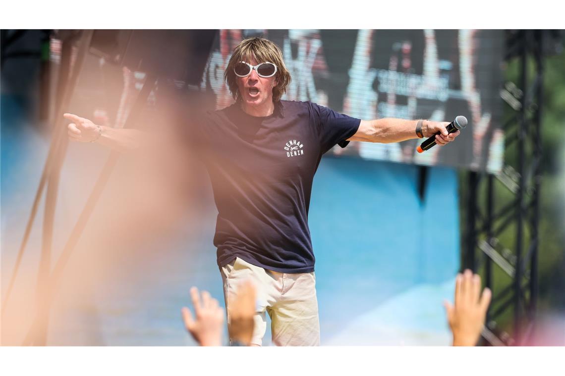 Ballermann am Rhein-Herne-Kanal Mickie Krause gab sich beim Festival "Inselfieber" auch die Ehre.