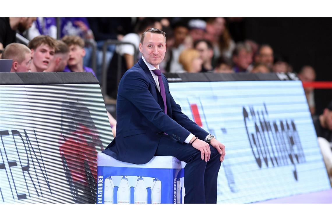 Perfekt: Mikko Riipinen neuer Trainer der MHP Riesen Ludwigsburg Mikko Riipinen sitzt künftig auf der Ludwigsburger Bank.