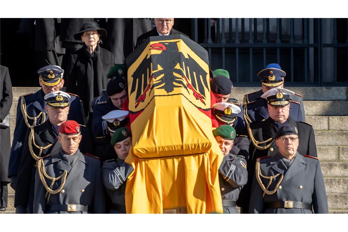Bilder des Tages Militärisches Ehrengeleit für Horst Köhler