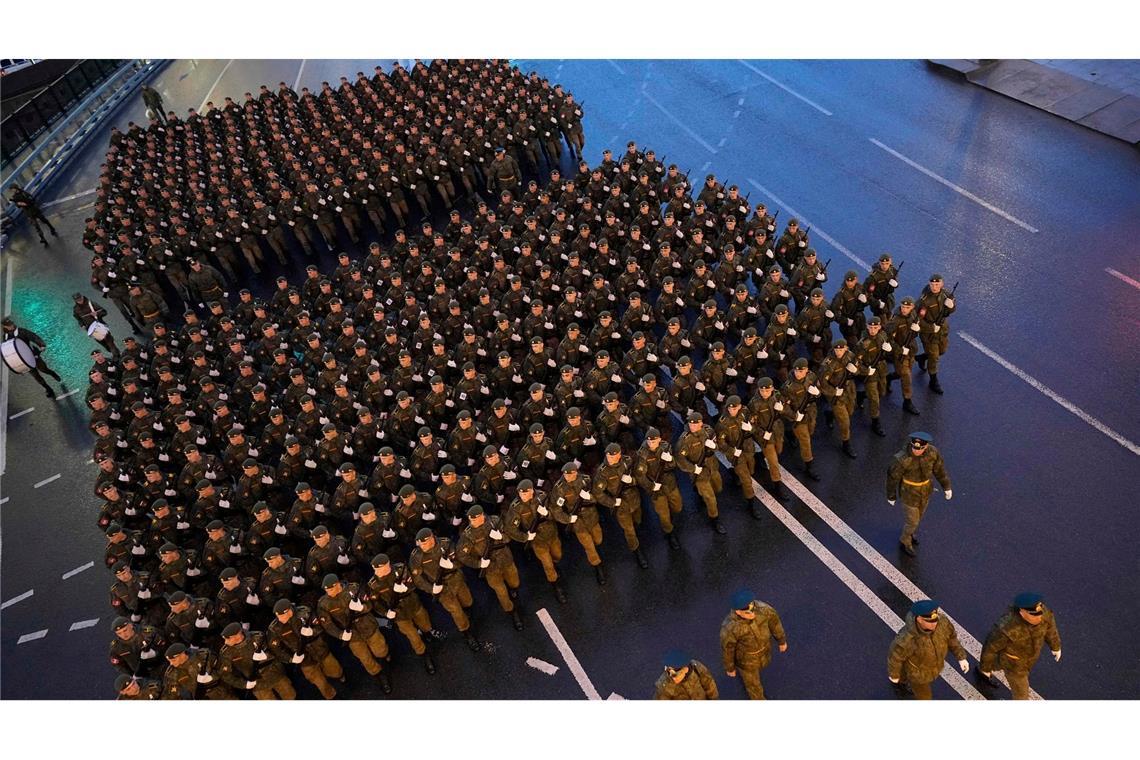 Militärparade vor dem Tag des Sieges in Russland