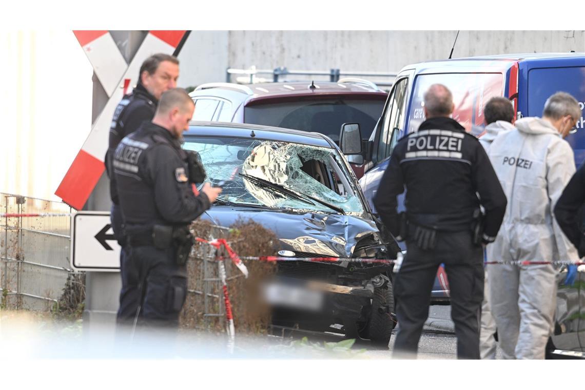 Kreise: Mutmaßlicher Fahrer von Mannheim verletzt in Klinik Mindestens ein Mensch soll bei dem Vorfall ums Leben gekommen sein.