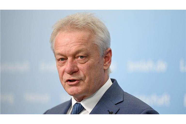 Minister Rainer: Verpflichtende Videoüberwachung für bestimmte Betriebe