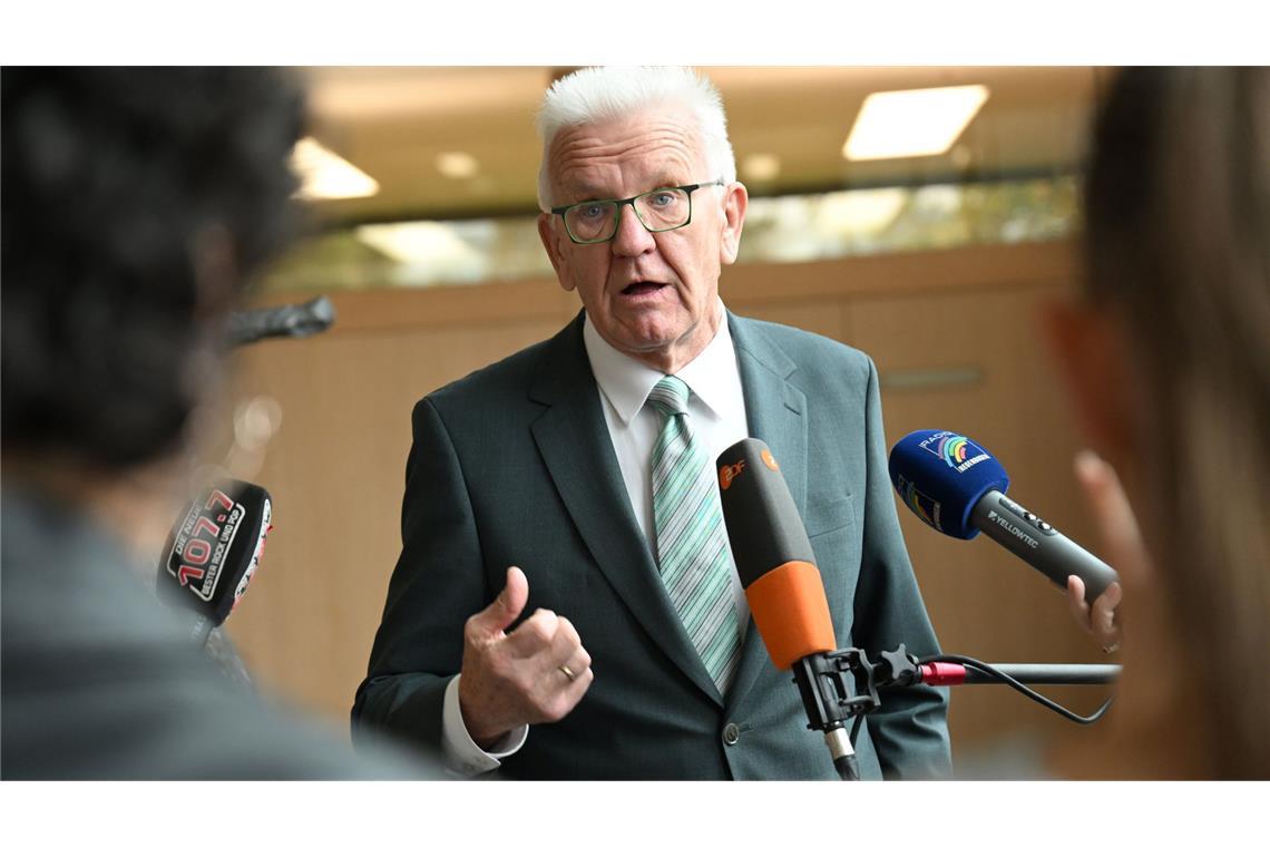 Staatsvertrag mit Israelitischen Religionsgemeinschaften angepasst Ministerpräsident Winfried Kretschmann hat den Vertrag unterschrieben.
